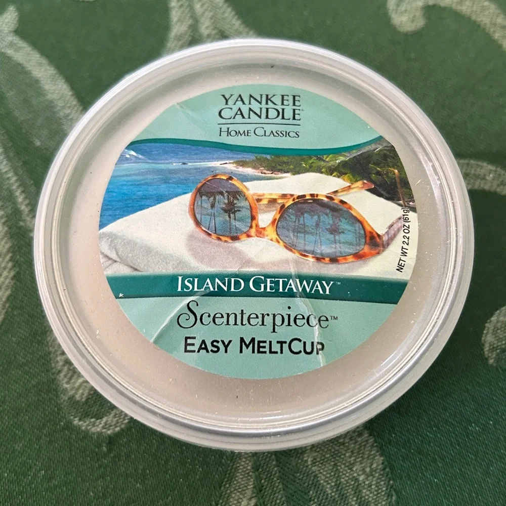 Lot of 4 NEW Yankee Candle Easy Melt Cups Bermuda beach island getaway & more - Picture 6 of 6